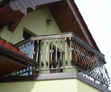 ozdobna balustrada domowa